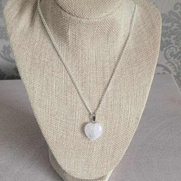 Rose Quartz Heart Shaped Necklace - Picture 4 of 4